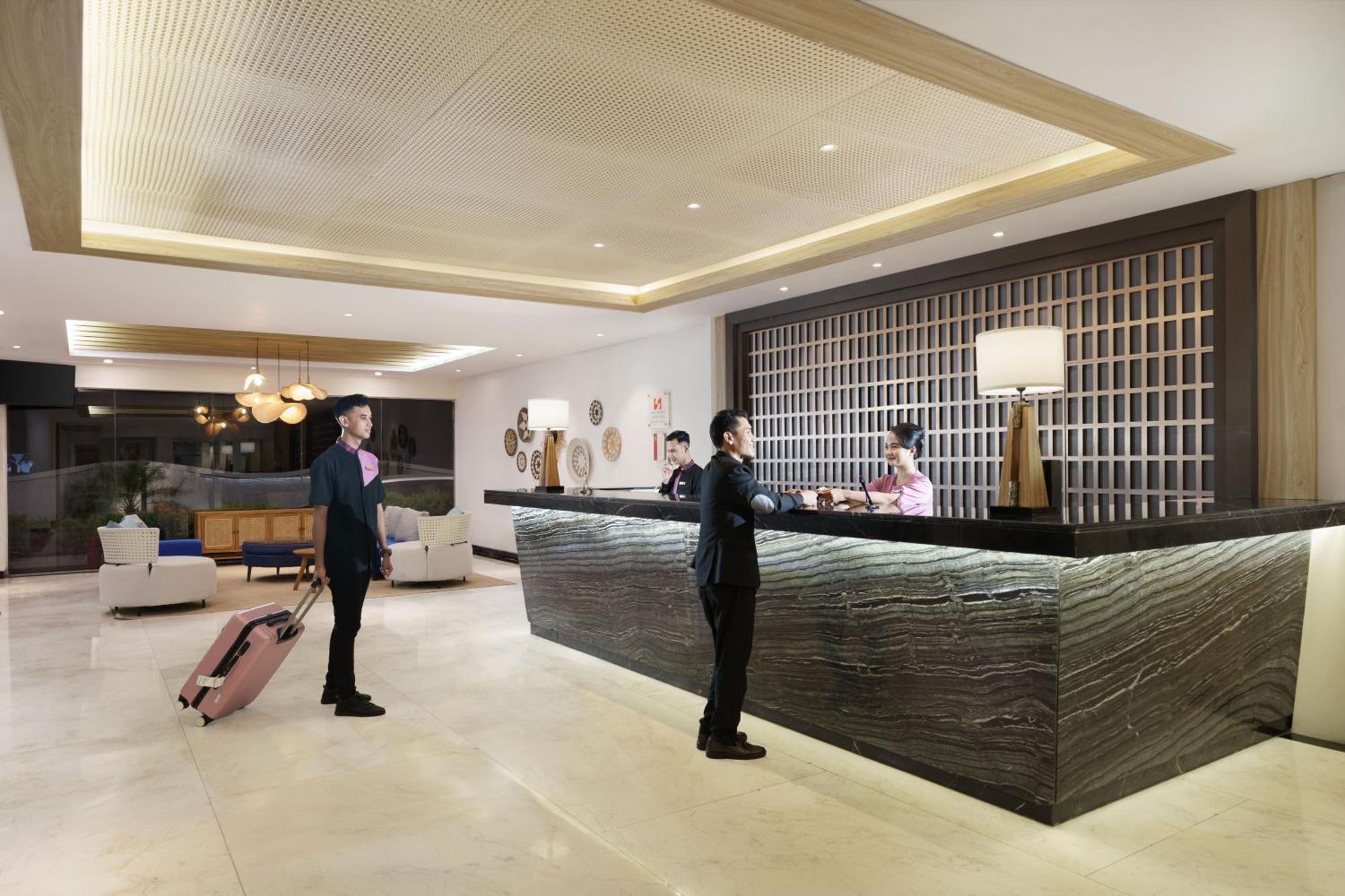 Swiss-belcourt Lombok Hotel 3*